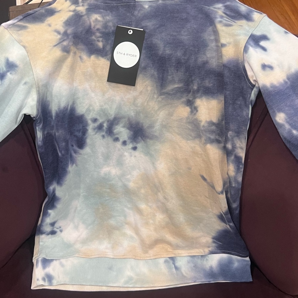 5th & Ryder Hoodie Tie Dye Sweatshirt Size Kids Large Unisex Blue and Ivory NEW